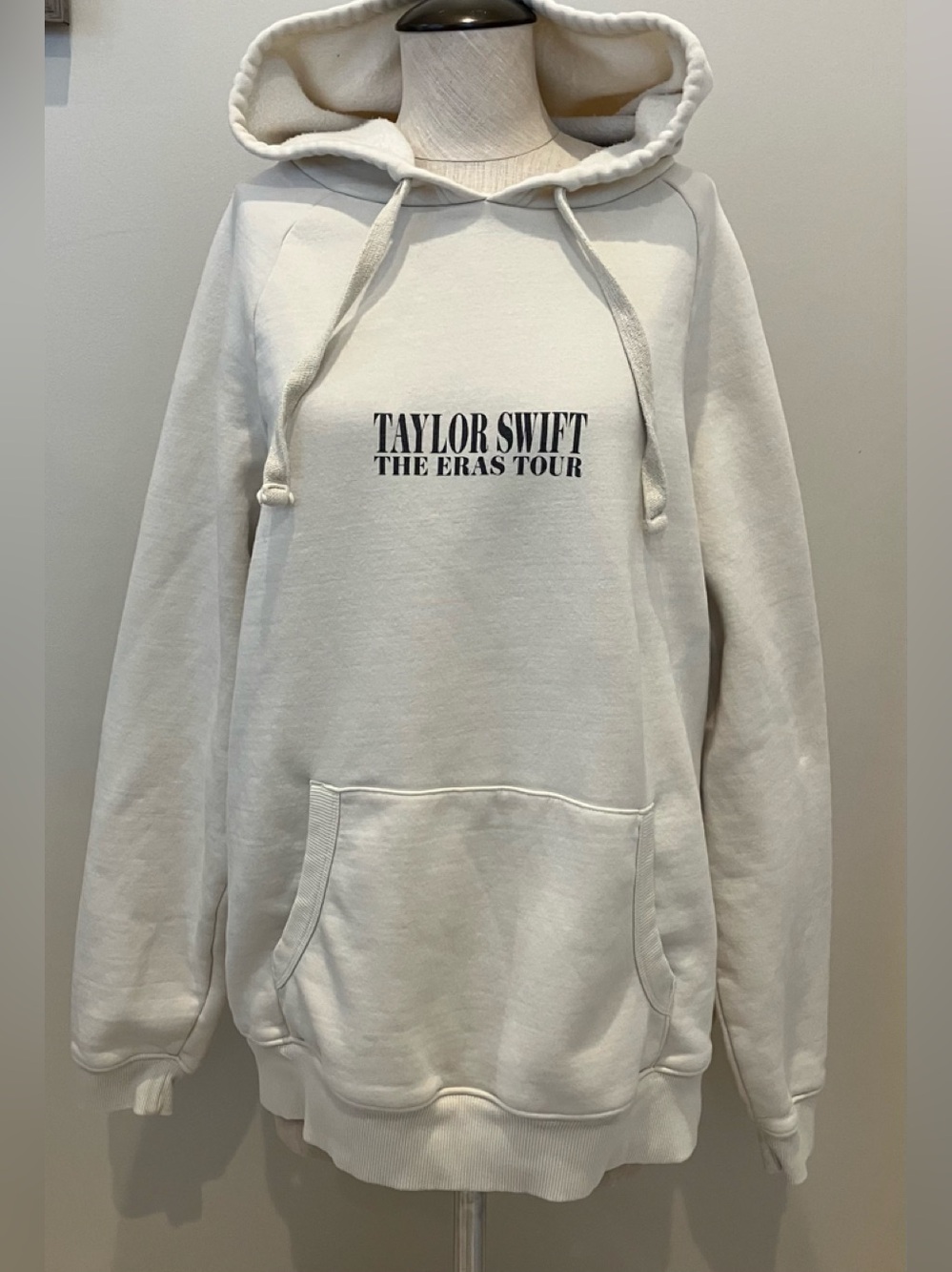 TAYLOR SWIFT ERAS TOUR HOODED SWEATSHIRT MEDIUM